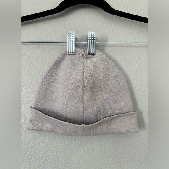 Lululemon Alpine Air Men’s Beanie Heathered Core Ultra Light Gray and Black - Picture 3 of 4